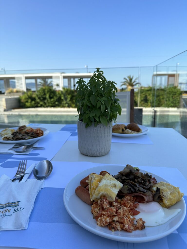 beach breakfast